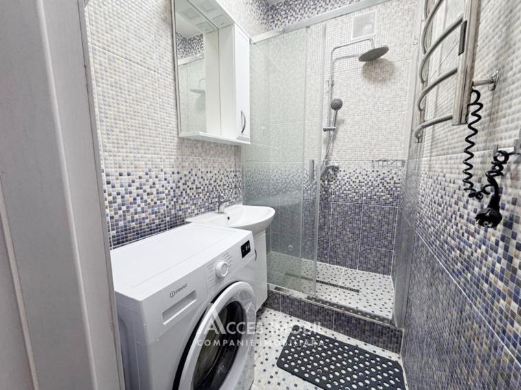 For Rent! Center, Tiraspol street, 3 rooms + living. Autonomous Heating!: 8