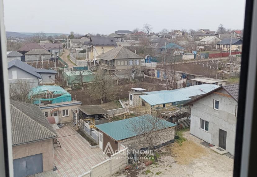 Bloc Nou! Sîngera, str. 31 august 1989, 2 camere.: 11