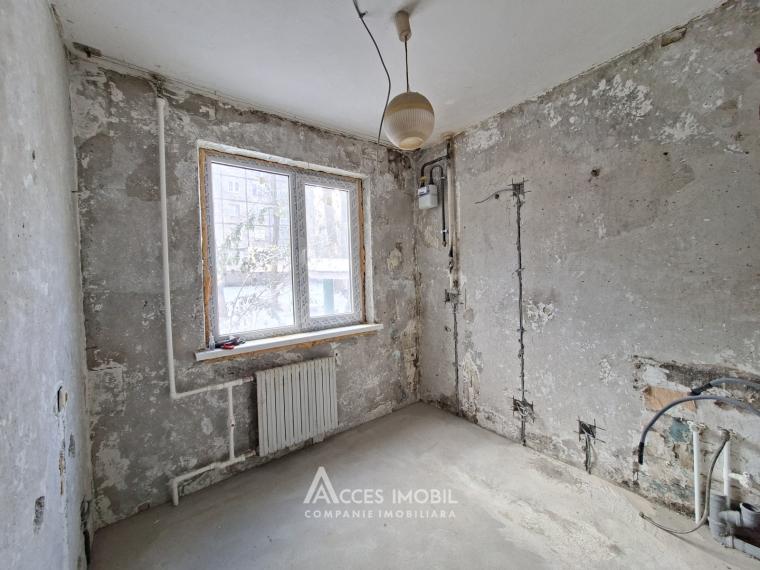 Botanica, Hristo Botev street, 3 rooms + living! Middle/double side position!: 7