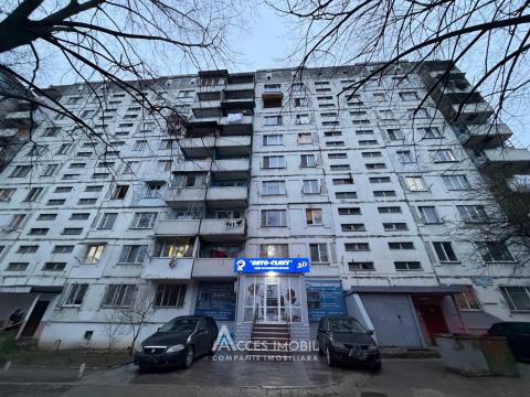 Botanica, str. Independenței, o cameră. Euroreparație! De mijloc!: 9