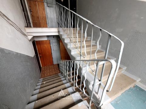 Botanica, str. N. Zelinski, 2 camere! Localizare de mijloc! Euroreparație!: 14