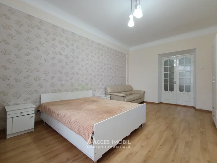 Center, Iurie Gagarin avenue, 2 rooms + living! Middle position!: 2