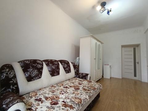 Center, Iurie Gagarin avenue, 2 rooms + living! Middle position!: 4