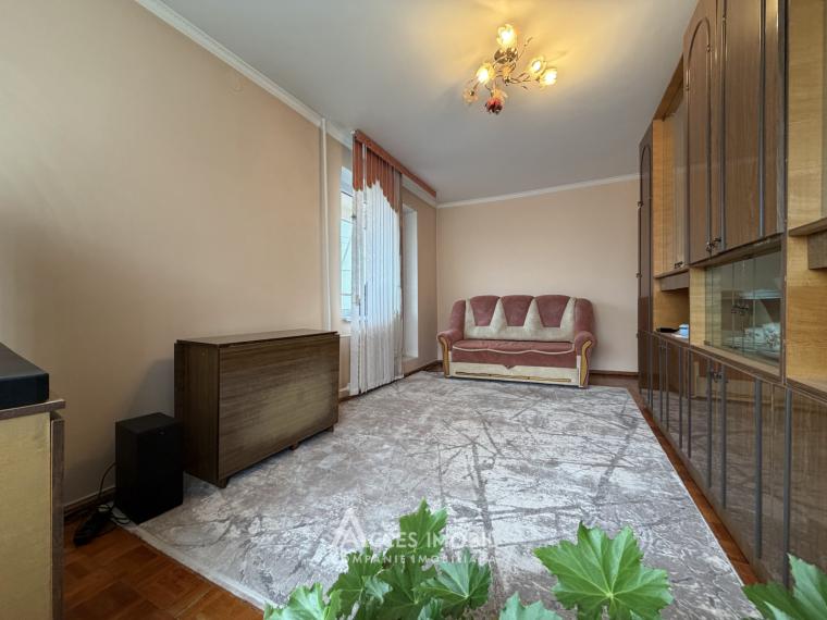 Botanica, Cuza Vodă avenue, 3 rooms. Series MS! Euro repair!: 2