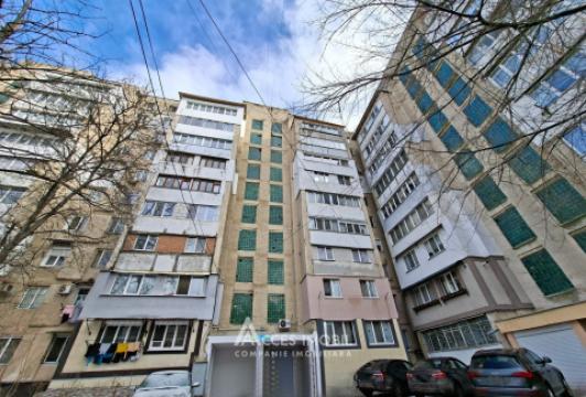 Продажа квартир в Кишиневе: Старая Почта, ул. Студенцилор