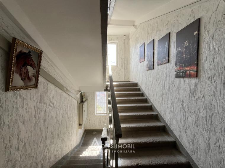 Ботаника, ул. Н. Зелинский, 2 комнаты! Середина дома! Евроремонт!: 6