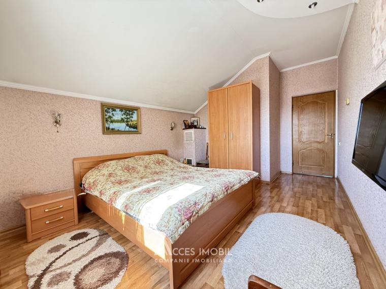 3 floor Villa! Codru, str. Europa, 175m2 + 6 aries! Eurorepair!: 4