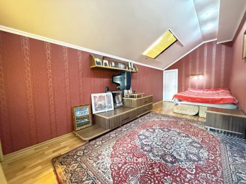 3 floor Villa! Codru, str. Europa, 175m2 + 6 aries! Eurorepair!: 8