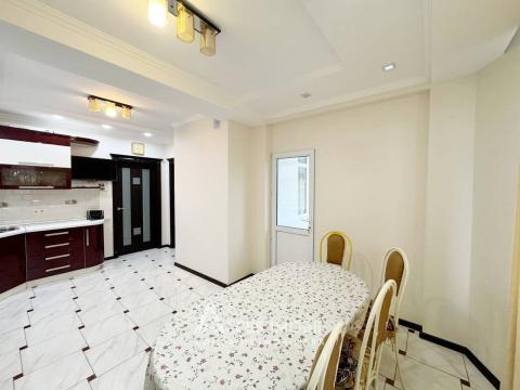 Chirie! Bloc Nou! str. Iazului, Poșta Veche, 2 camere + living. Euroreparație!: 4