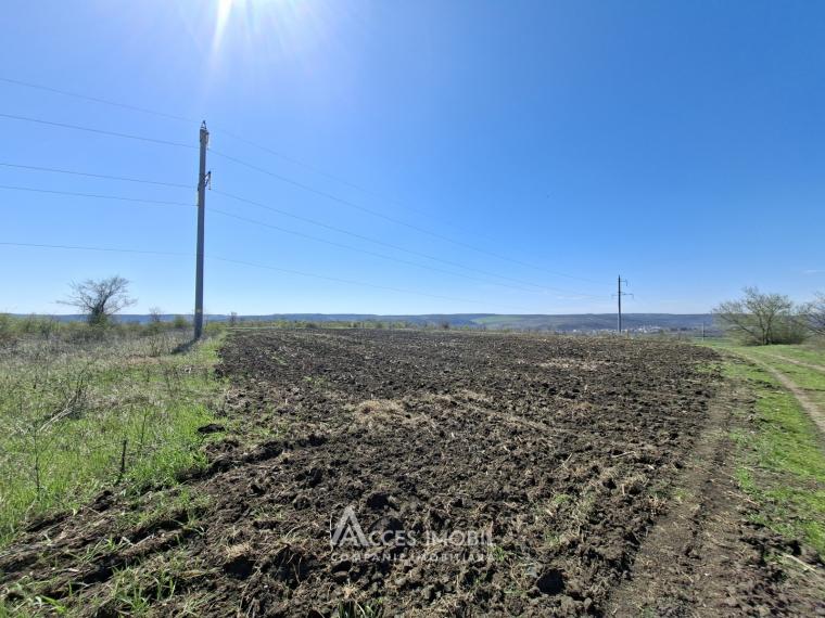 Agricultural land, 33 ares! Budești!: 0