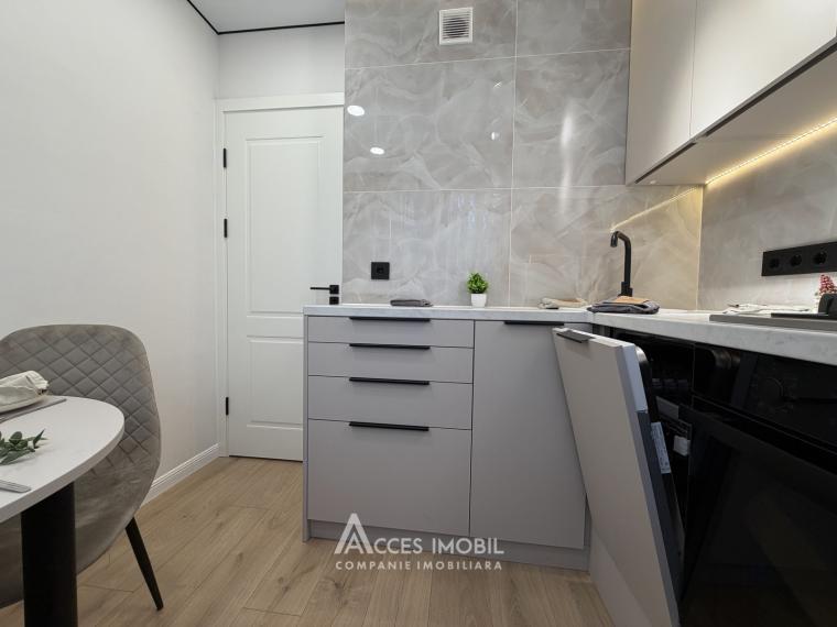 Botanica, N. Zelinschi street/bd. Decebal, 2 room! Middle position! Euro repair!: 10