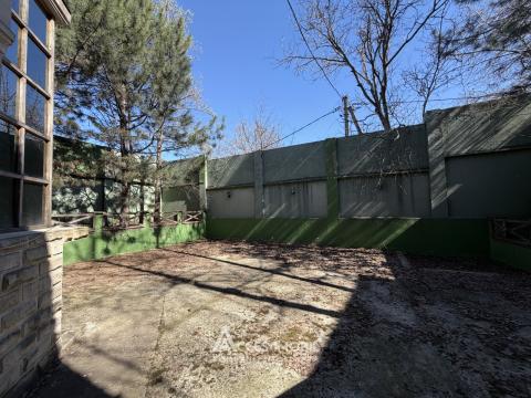 Casă! Centru, str. Nucarilor, 5+ camere + living, 510m2 + 6 ari. Încălzire autonomă!: 8