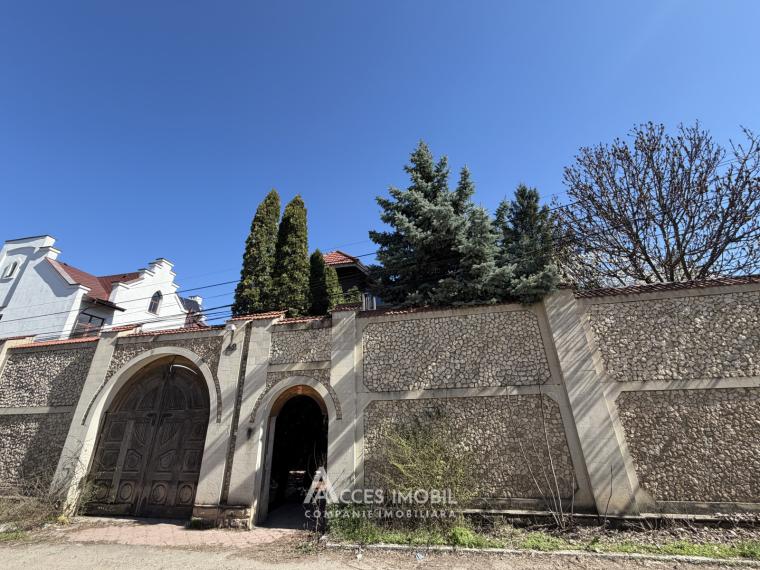 Casă! Centru, str. Nucarilor, 5+ camere + living, 510m2 + 6 ari. Încălzire autonomă!: 9