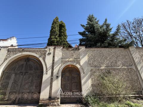 Casă! Centru, str. Nucarilor, 5+ camere + living, 510m2 + 6 ari. Încălzire autonomă!: 10