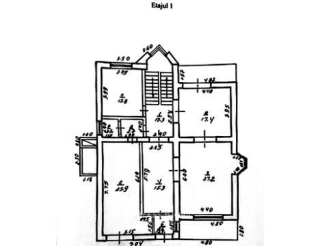 Casă! Centru, str. Nucarilor, 5+ camere + living, 510m2 + 6 ari. Încălzire autonomă!: 14