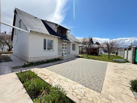 Casă în 2 nivele! Vatra, str. Ion Vatamanu, 140m2 + 6 ari!: 1