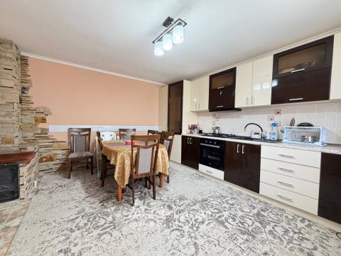 Casă în 2 nivele! Vatra, str. Ion Vatamanu, 140m2 + 6 ari!: 9