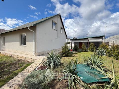 Casă în 2 nivele! Vatra, str. Ion Vatamanu, 140m2 + 6 ari!: 2