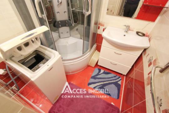 Чеканы, бд. М. Чел Бэтрын, 2 комнаты. Середина дома!: 5