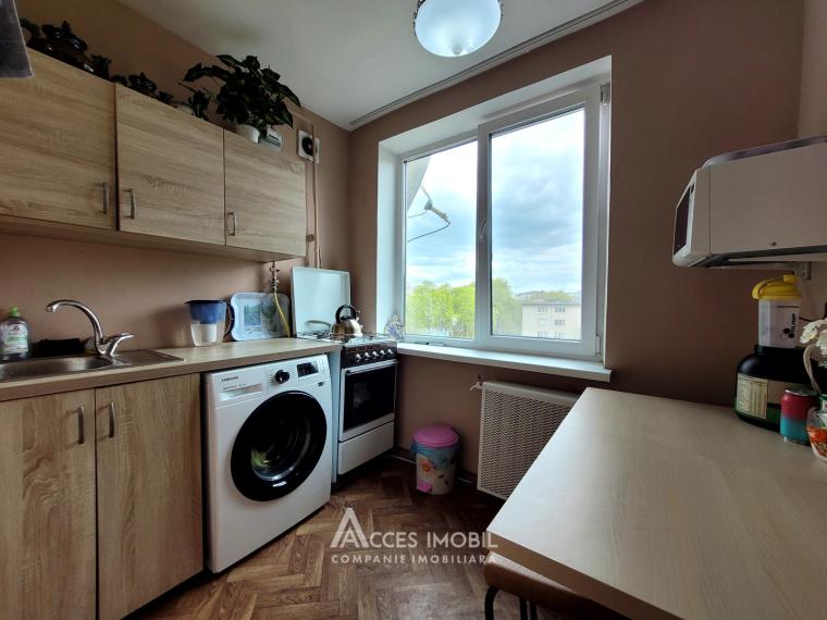 Botanica, str. N. Zelinski, 2 camere! Localizare de mijloc!: 3