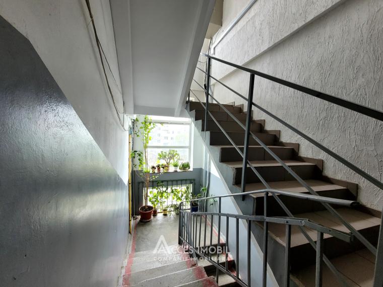 Botanica, str. N. Zelinski, 2 camere! Localizare de mijloc!: 10