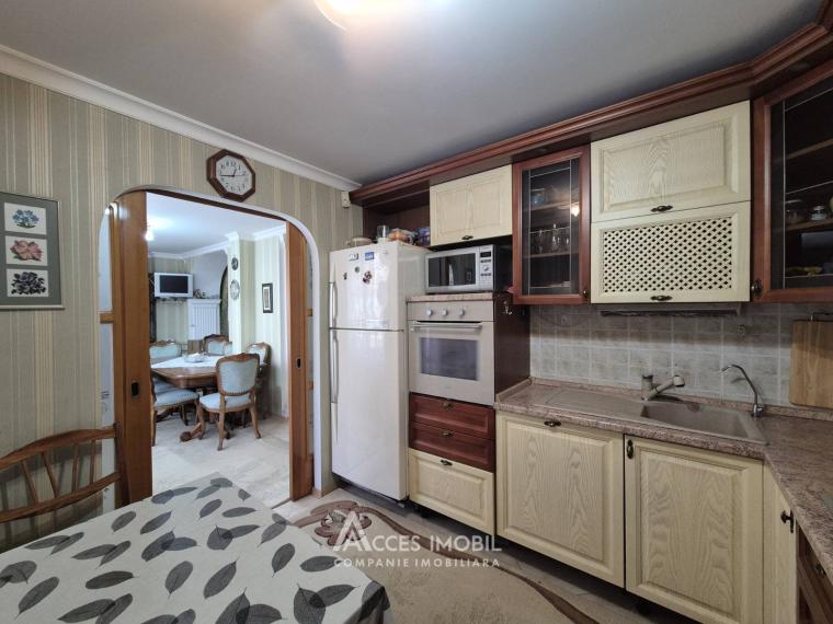 Botanica, bd. Traian, 2 camere + living! Euroreparație!: 10