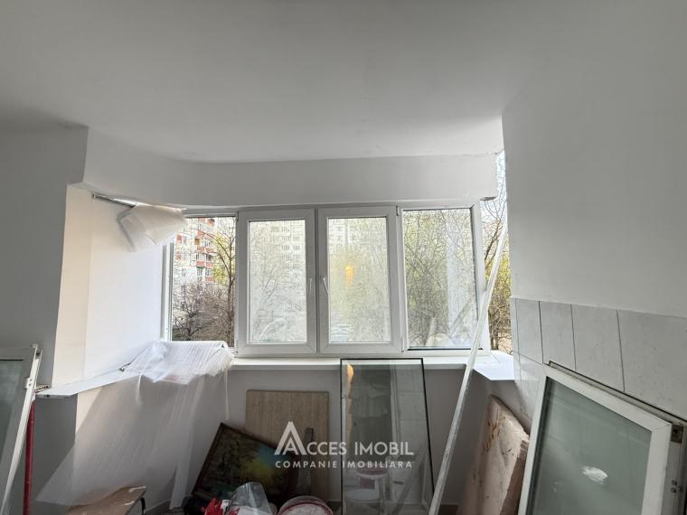 Ciocana, Mircea Cel Batran avenue, 4 rooms. Middle position!: 11