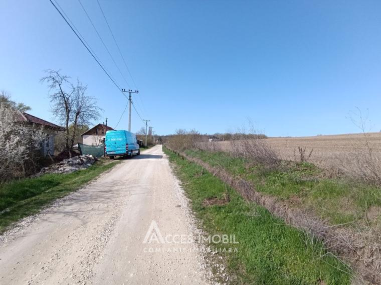 Lot de teren pomicol 6 ari! Băcioi, bd. Dacia! IP Bacivet, direcția spre aeroport!: 2