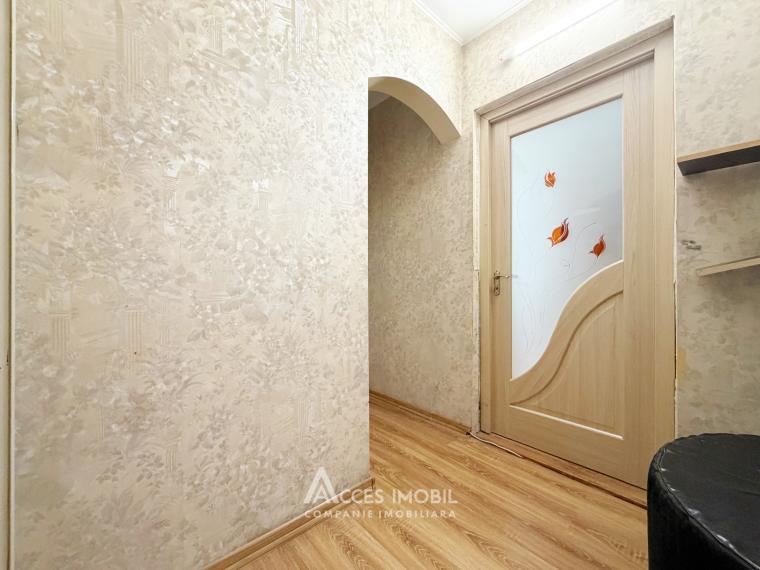 Botanica, bd. Traian, 1 cameră! Localizare de mijloc!: 3