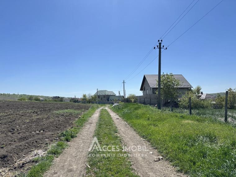 Teren pentru construcții 6 ari. Hulboaca, str. Decebal!: 0