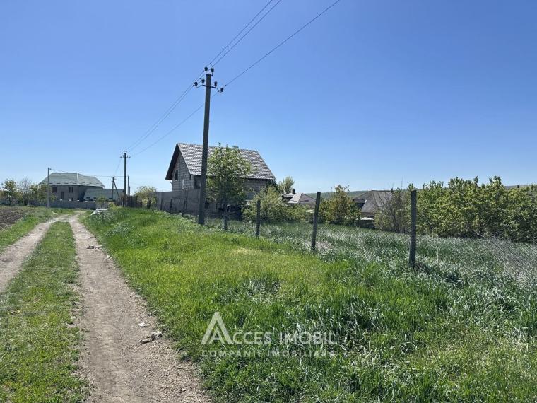 Teren pentru construcții 6 ari. Hulboaca, str. Decebal!: 2