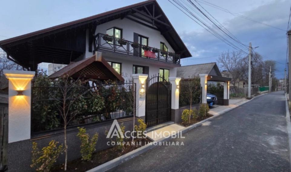 Casă în 3 niveluri! Strășeni, str. Mihail Sadoveanu , 189m2 + 2 ari!: 0