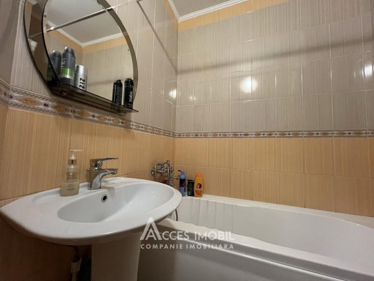 Botanica, str. Nicolae Titulescu, 3 camere + living! Euroreparație!: 9