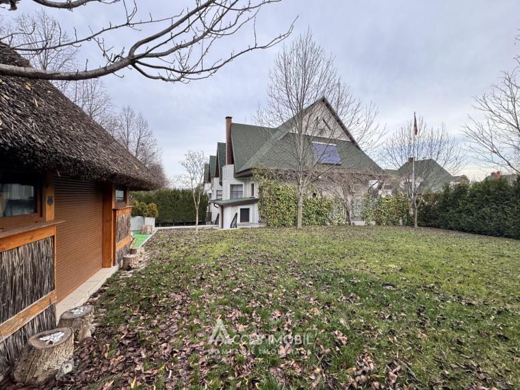 Townhouse on 3 levels! Calea Ieșilor street, Sculeni 220m2 + 3 acres! Eurorepair!: 15