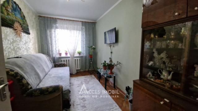 Botanica, bd. Cuza Vodă, 4 camere. Încălzire Autonomă!: 2