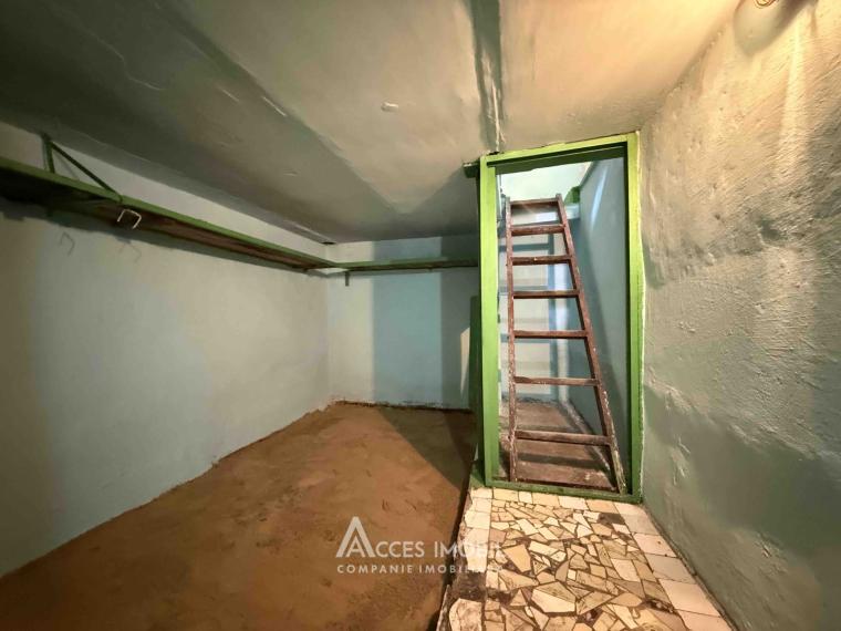 Garage! Rascani, str. Florarii.: 7