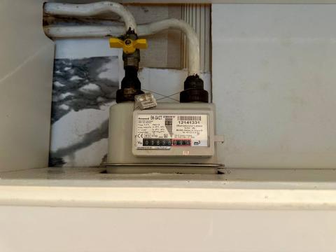 Рышканы, ул. Николай Димо, 1 комната. Средина дома!: 5