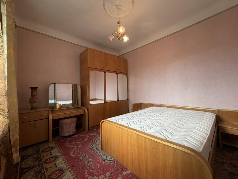 Chirie! Casă! str. Universității, Centru, 2 camere + 4  ari. Încălzire autonomă!: 4