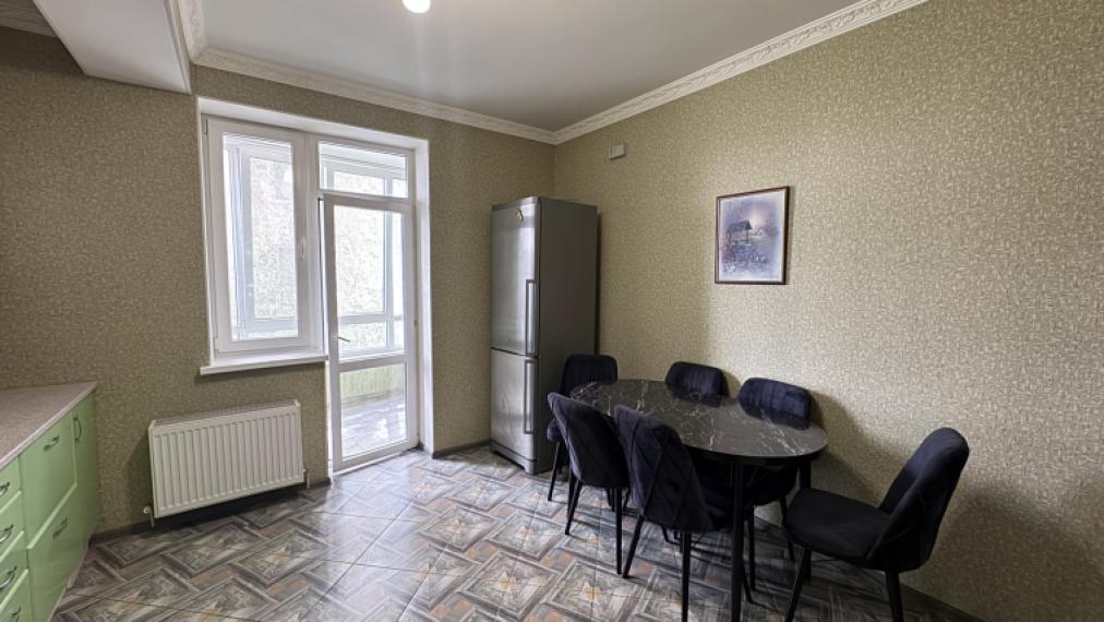 Аренда! Новострой! Телецентр, ул. Спрынченоая, 2 комнаты! Евроремонт!: 1