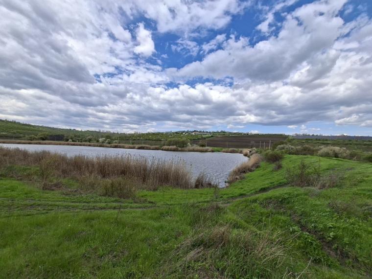 Lot of agricultural land, 18 ares. Outside the city, Colonita!: 0