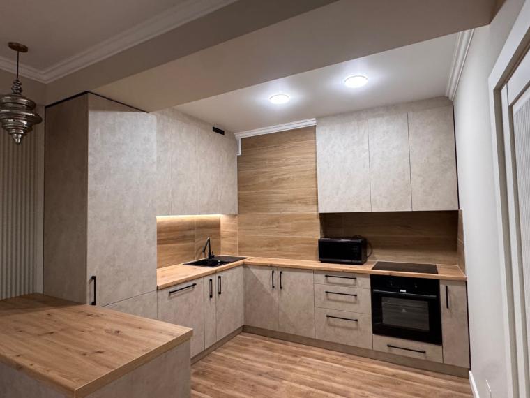 Аренда! Телецентр, ул. Яловень, 1 комната + гостиная! Евроремонт!: 2