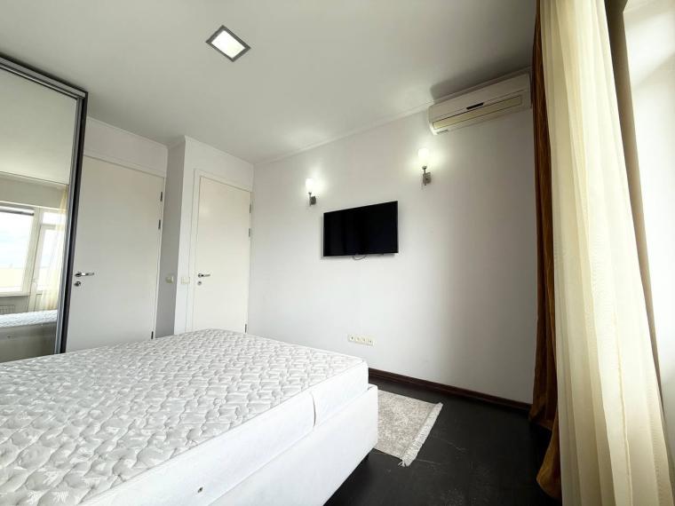 Chirie! Bloc Nou! str. Mihai Eminescu, Centru, 2 camere + living. Euroreparație!: 8