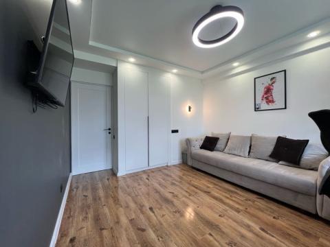 Новострой! ул. Чеукарь, Старая Почта, 2 комнаты + гостиная. Eвроремонт!: 4