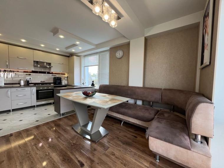 Новострой! ул. Чеукарь, Старая Почта, 2 комнаты + гостиная. Eвроремонт!: 8