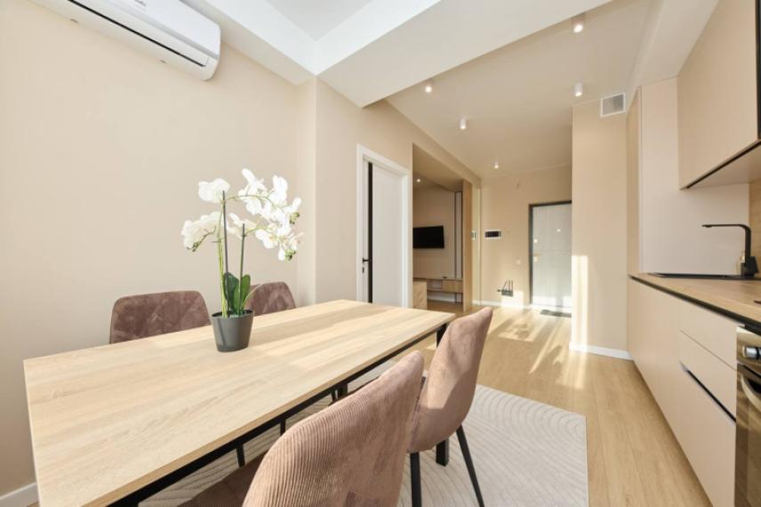 Новострой! Буюканы, ул. И. Л. Караджале, 2 комнаты + гостиная. Евроремонт!: 1