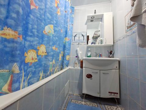 ул. Петру Заднипру, Чеканы, 3 комнаты. 143 серия! Середина дома!: 11