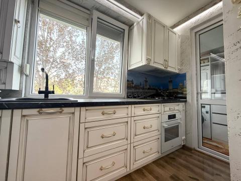 For Rent! New Block! Albisoara street, Center, 2 rooms + living! Euro Repair!: 9