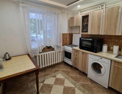 Буюканы, бул. Алба Юлия, 3 комнаты. 143 Серия! Cередина дома!: 3