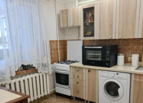 Буюканы, бул. Алба Юлия, 3 комнаты. 143 Серия! Cередина дома!: 2