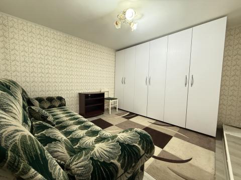 Botanica, str. Burebista, 2 camere! De mijloc! Euroreparație!: 3